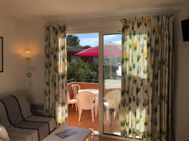 50M Plage T2 Grande Terrasse Vue Mer Climatise Piscine Chauffee, Parking Clos Gratuit Sanary-sur-Mer Exterior photo
